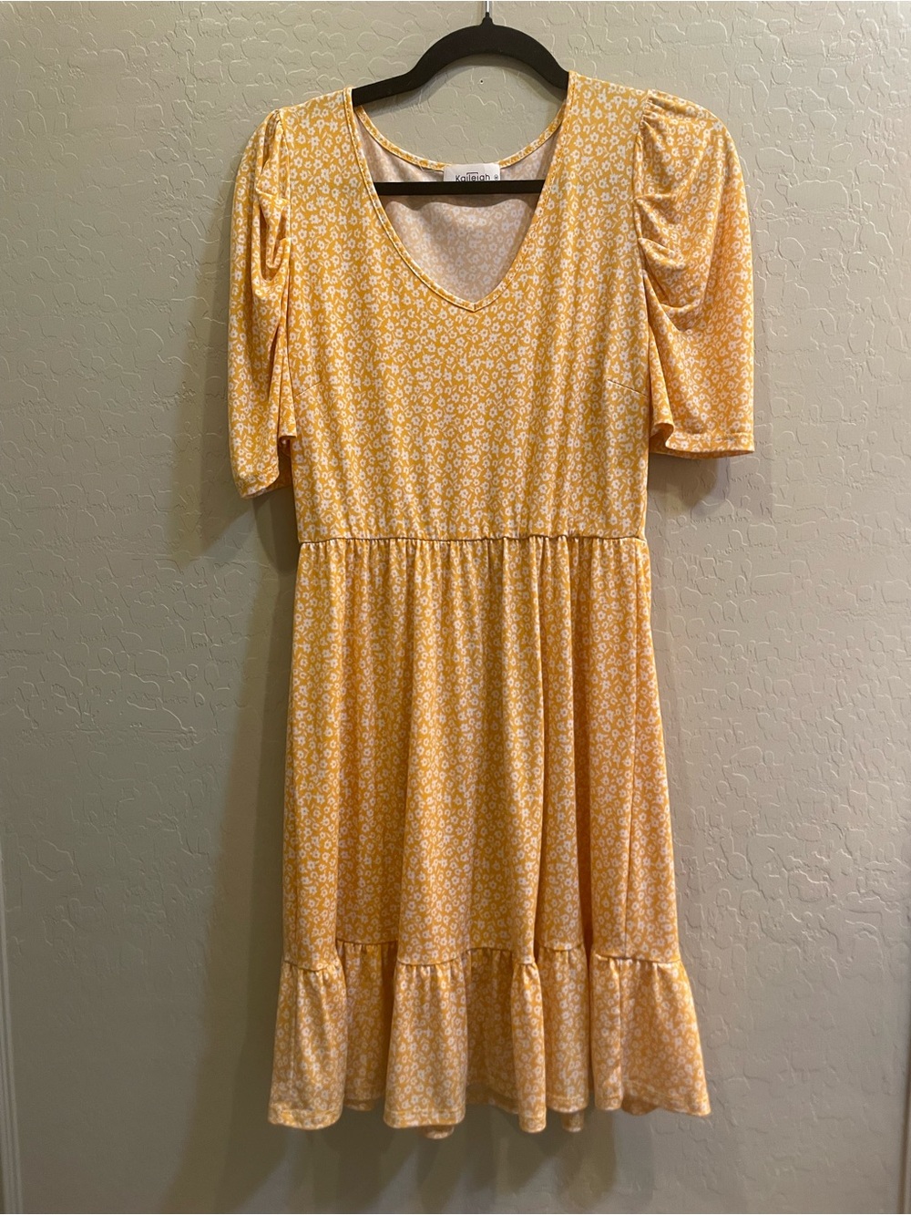 Kaileigh Yellow Floral Midi Dress with Puff Sleeves